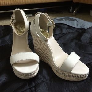 Vince Camuto Wedges