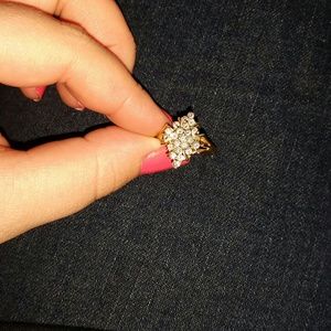 14k yellow gold diamond ring