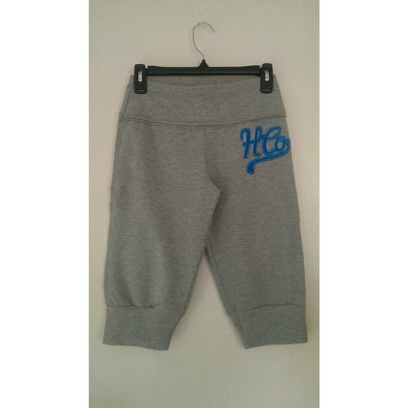 Hollister workout capris