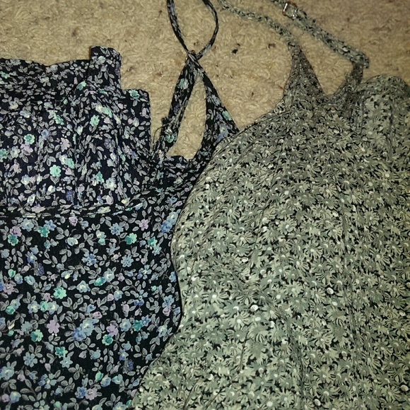 SOLD Brandy Melville Jada - Picture 2 of 2