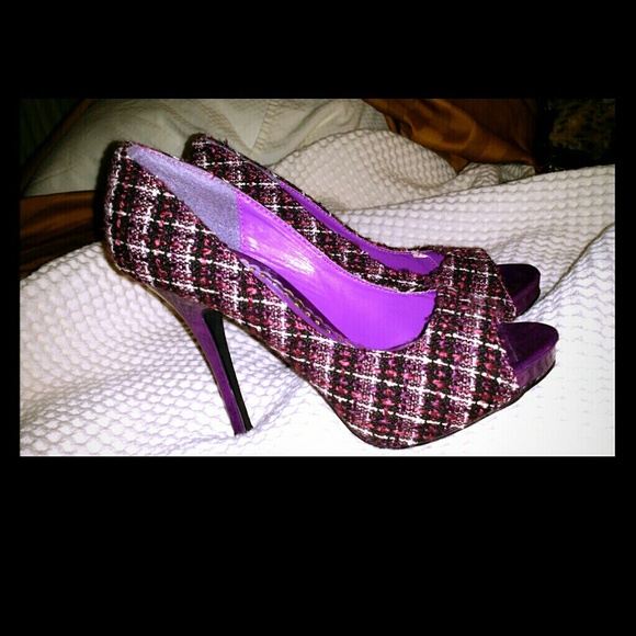 wild rose  Shoes - Wild Rose heels ..Never worn