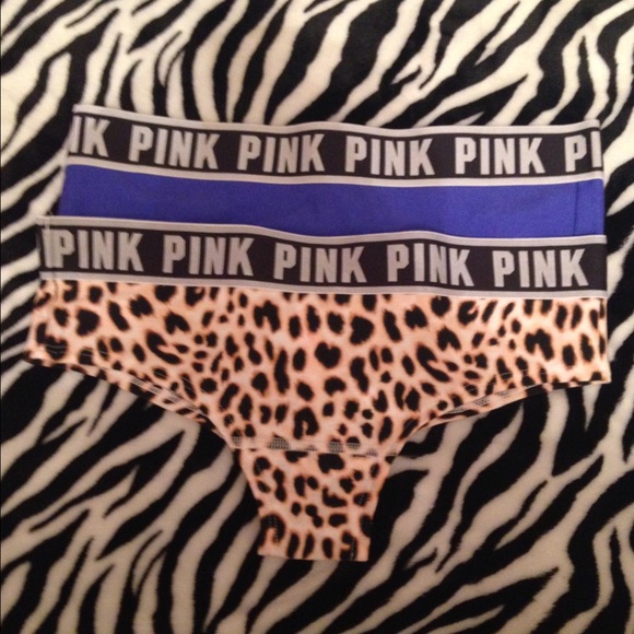 ♻️️Traded Pink Logo Cheeksters x2