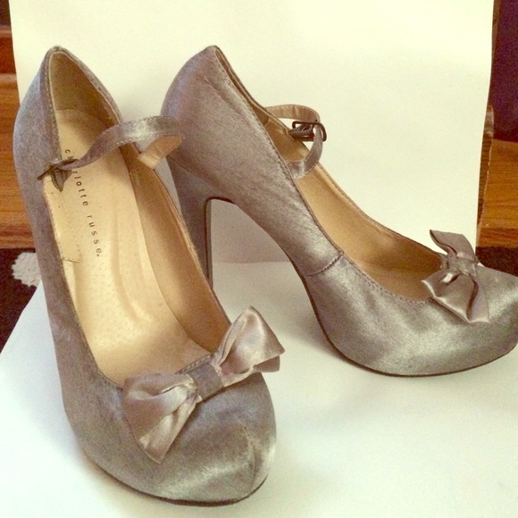Pumps / heels