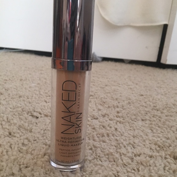 🚨sold🚨 Urban decay and powder