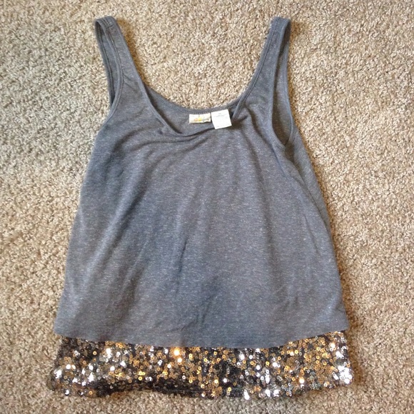 Shimmery Tank Top  (PART OF A BUNDLE🎀)