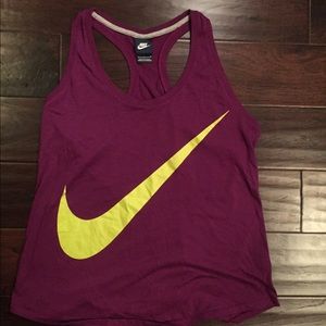 Nike tanks bundle