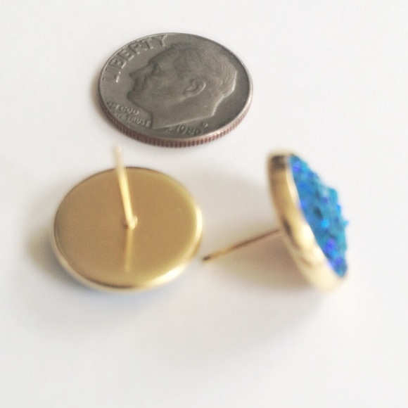 3 for 15🎀turquoise flat Drusy style gold studs - Picture 3 of 5