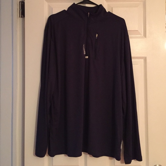 Men Navy blue Reebok sweater