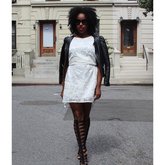 Modcloth Entirely Enchanting Dress in Ivory - Picture 1 of 2