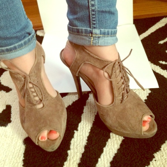 Shoes / heels!!