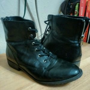 Size 11 black lace up boots with zipper detail