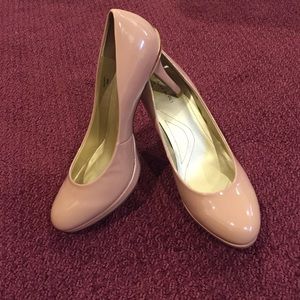 Tahari Nude Pumps