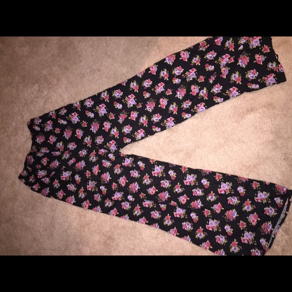 Charlotte Russe  flower print palazzo pants