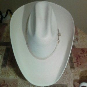 Cowboy Hat 30X Myrtis Dightman Signature - ( NWOT)