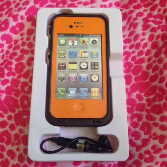 iPhone 4 "Lifeproof" redpepper case