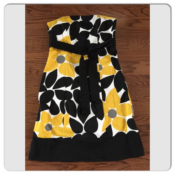 AGB strapless dress size 4