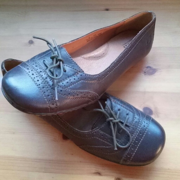 Born cute shoes