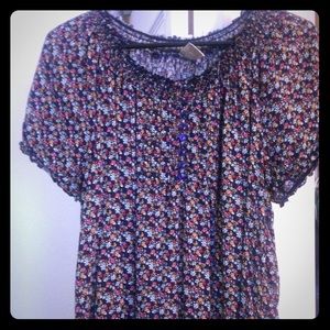 Adorable baby doll style top!