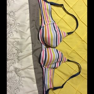 Stripped cloth bra