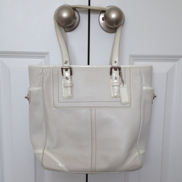 COACH white tote