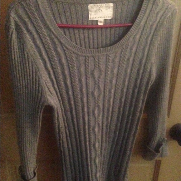 Fitted sweater