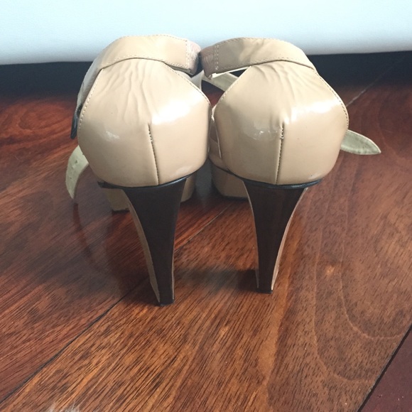 🎉2x HP🎉 Jimmy Choo Heels - Picture 4 of 4