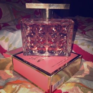 Brand new Michael Kors Very Hollywood perfume!