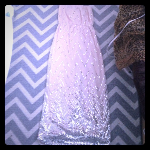 Chevron Maxi Dress 👗