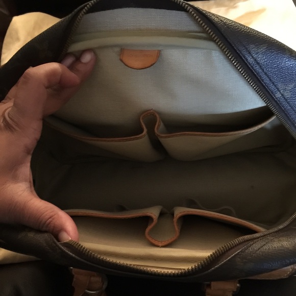 Authentic Louis Vuitton Deauville - Picture 4 of 4