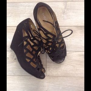 Mia wedges