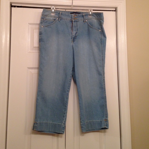 Bandalinoblu Capris