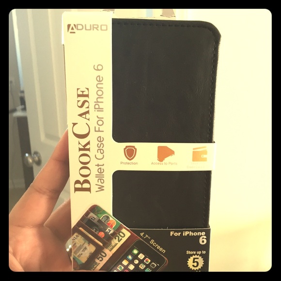 ‼️SOLD‼️iPhone 6 book case wallet