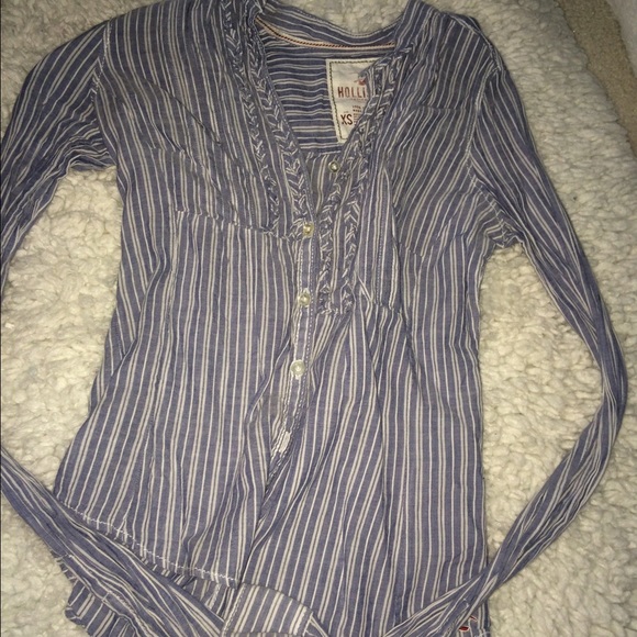 Hollister shirt