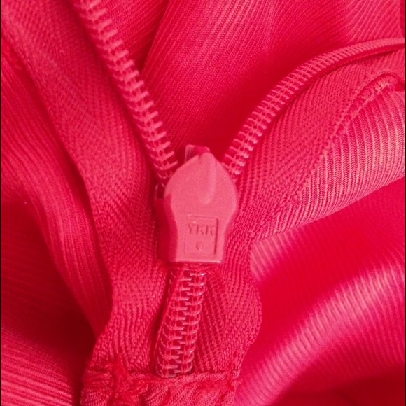 ๐ซLOWEST๐ซ NWOT Dolce Vita Silk Dress - Picture 2 of 4