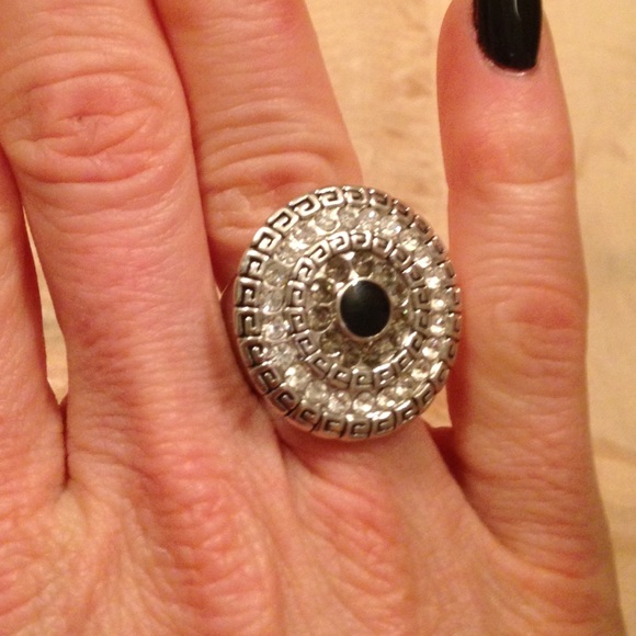 Ring - Picture 2 of 2