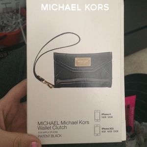 iPhone 4 Michael Kors Wallet Clutch