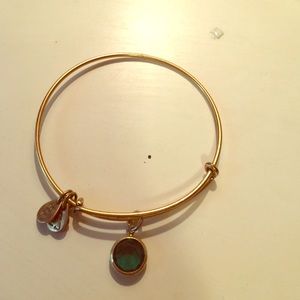 Birthstone gold bangle