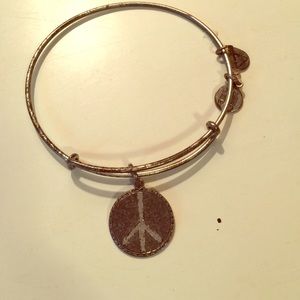 Peace sign bangle