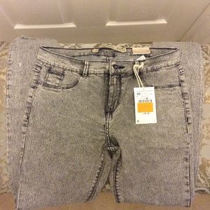NWT Zara Black & Gray Acid Wash Skinny Jeans