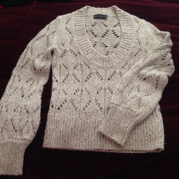 The limited sweater 💕