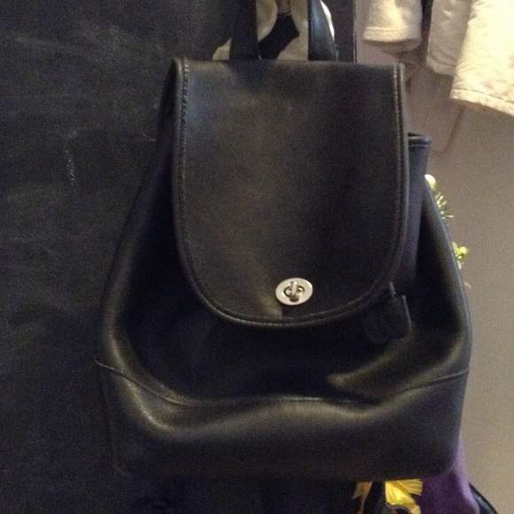 Authentic coach backpack(trading)