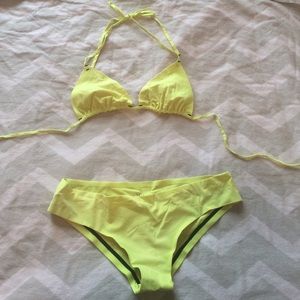 Hurley Phantom string bikini