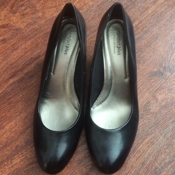 Black comfort plus pump
