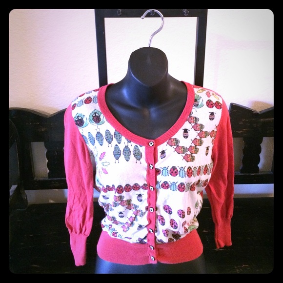 3/4 sleeve ladybug sweater top