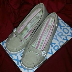 Roxy Wedges