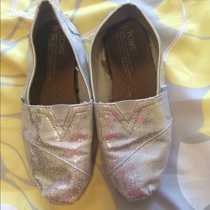 Glitter toms!