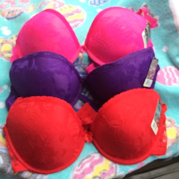 Semi-plunge lace convertible bra straps Sz 40C
