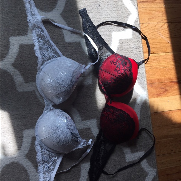 2 padded bras: 36B NWOT
