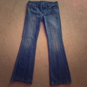 American Eagle size 8 Artist style jeans!