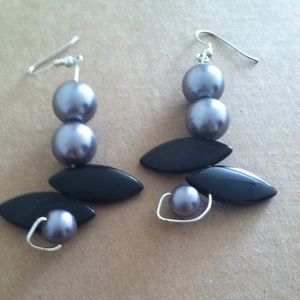 Karolejean Sexy Black Earrings.